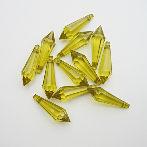 Velká kapka 3,2 x 1 cm 2 ks