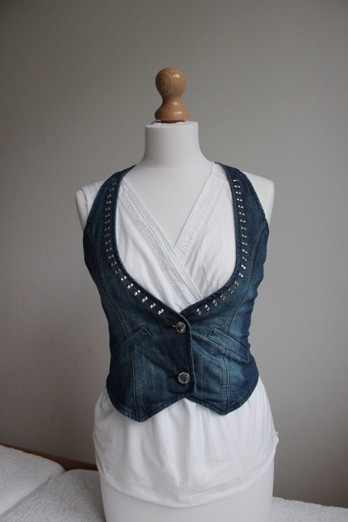 Vesta džínová — foto 1
