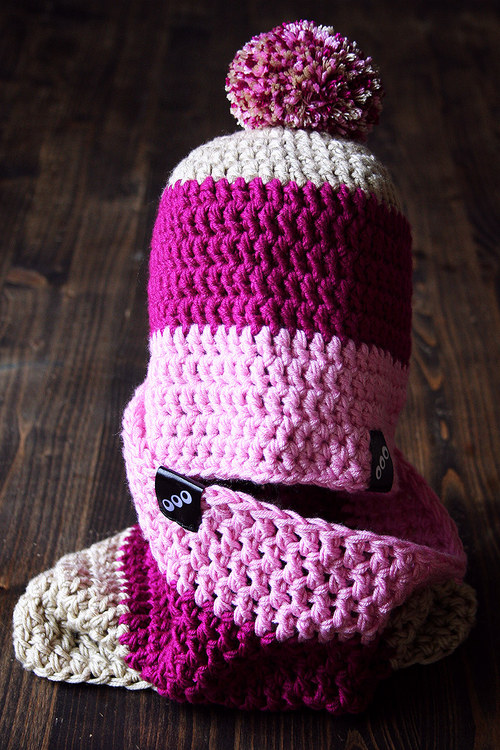 Háčkovaný setík - nákrčník + čepice (48-50 cm) — foto 1