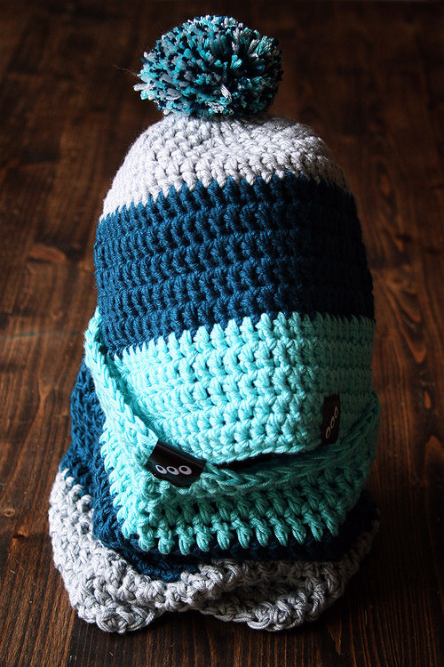 Háčkovaný setík - nákrčník + čepice (51-53 cm) — foto 1