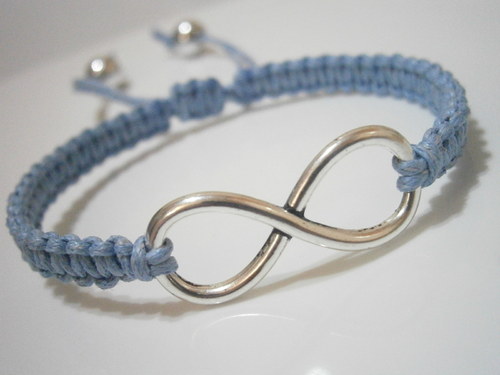 Infinity náramek modrý (macramé) — foto 1