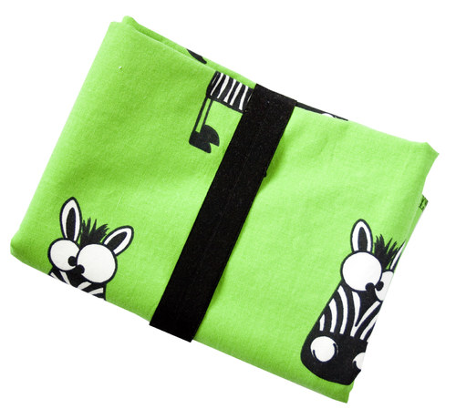 PYTLÍK ZEBRY 23x16cm, černý zip — foto 1