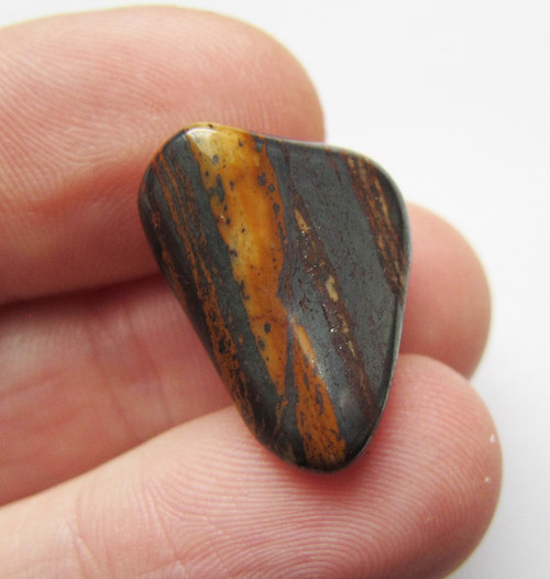 Mugglestone 20x15x11