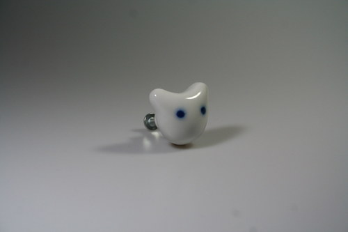 Porcelánový věšáček — foto 1