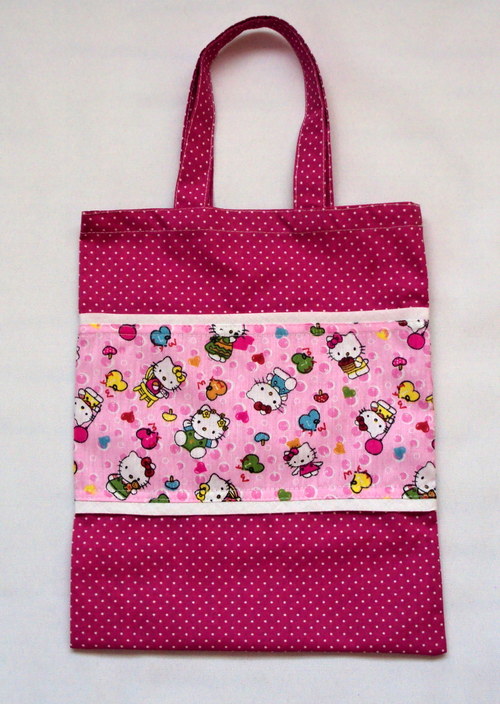 Taštička - Hello Kitty — foto 1