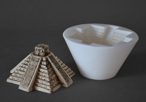 Forma na svíčky Mayská pyramida Chickén Itzá - 6cm
