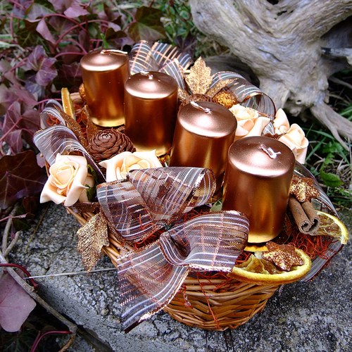 Adventní ošatečka - Kousky mědi — foto 1