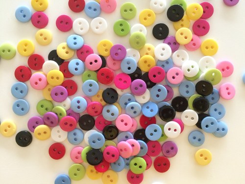 Plastové knoflíky, 9 mm (mix balíček 100 ks)