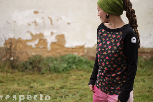 Triko ............ L — foto 1