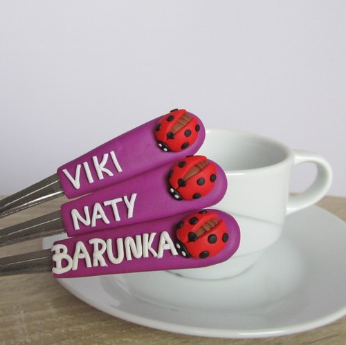 Lžička holčičí
