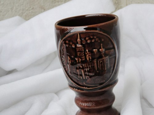 Keramický pohár s Prahou - Hradčany — foto 1