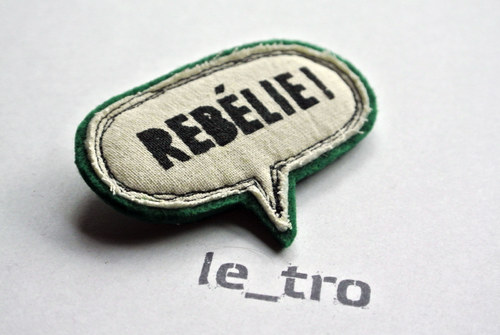 Brož REBÉLIE! — foto 1