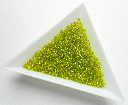 TOHO 11/0 Silver-Lined Lime Green 19 g — foto 1