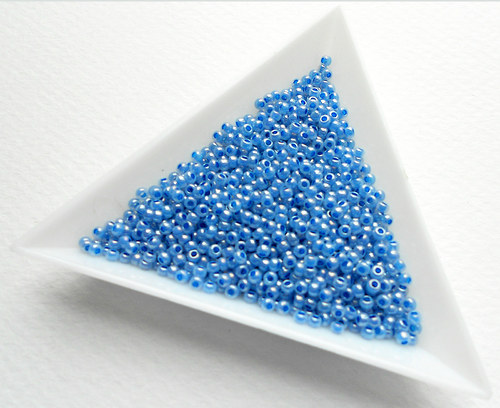 TOHO 11/0 Ceylon Denim Blue 10 g — foto 1