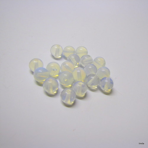 Opalit - 8 mm * 6 ks / balení *