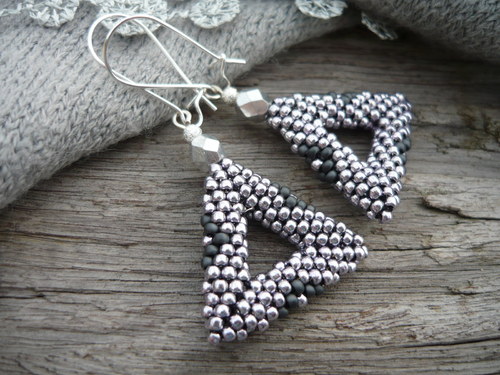 Náušnice Silver Triangle — foto 1