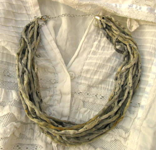 HEDVÁBÍ - SATIN - PŘÍRODNÍ — foto 1