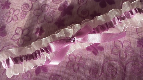 LILA šifonový podvazek — foto 1