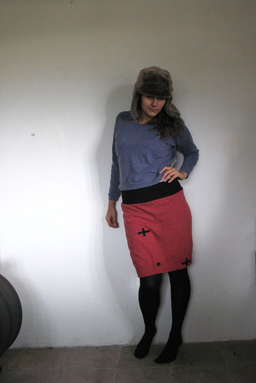Recy svetrová sukně — foto 1