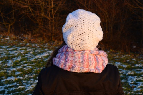 Háčkovaný baret — foto 1