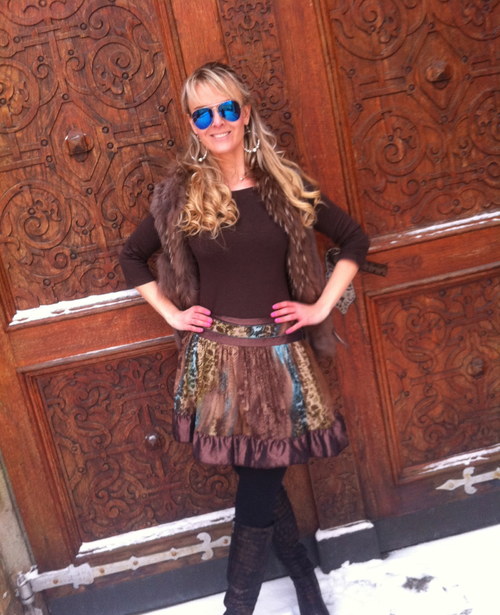 Hnědotyrkysová sukně — foto 1