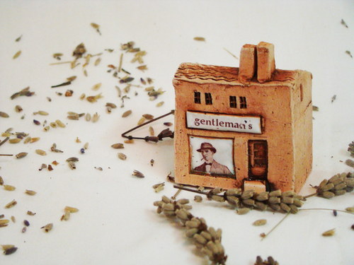 Francouzské domečky -Půjčovna gentlemanů- — foto 1