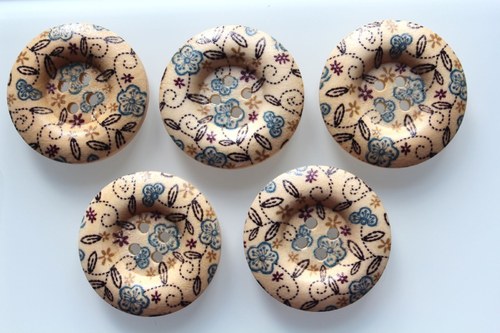 Dřevěné knoflíky, průměr 3 cm, sada — foto 1