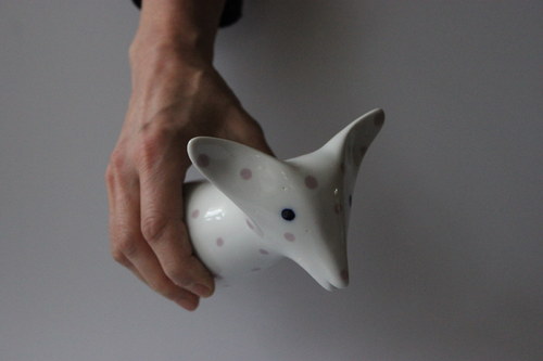 Porcelánový věšák — foto 1