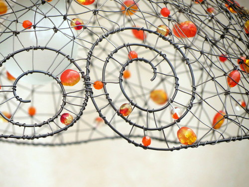 Oranžové. Drátované stínidlo. — foto 1