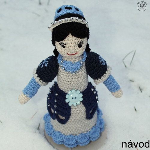 Princezna Sněhulka_návod na háčkovanou figurku