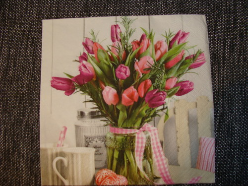 Tulipány ve váze — foto 1