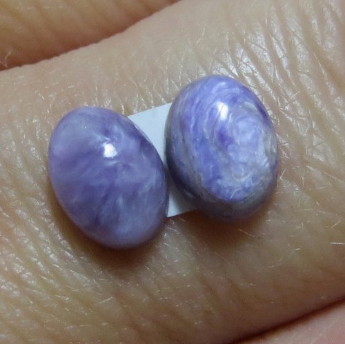 Čaroit - mini kabošony (5x7mm) pár č.1 — foto 1