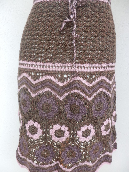 Háčkovaná sukně — foto 1