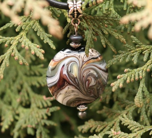 Tajemný talisman — foto 1