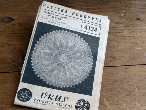VKUS ... 4134 ... pletená pokrývka — foto 1