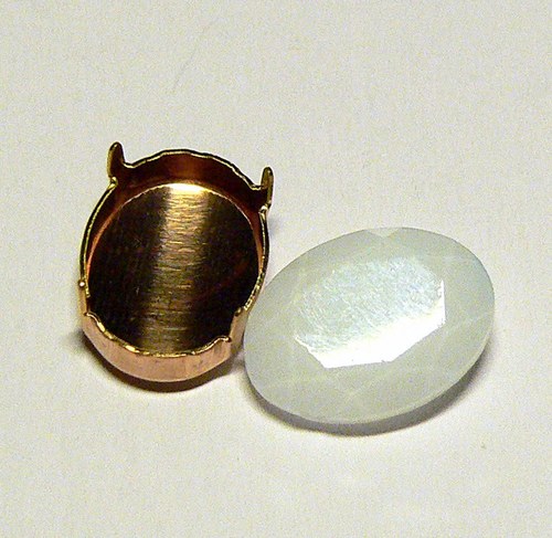 22) ovál 13x18mm kotlík+dublet