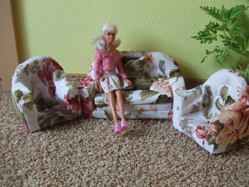 Sedací souprava pro barbie — foto 1
