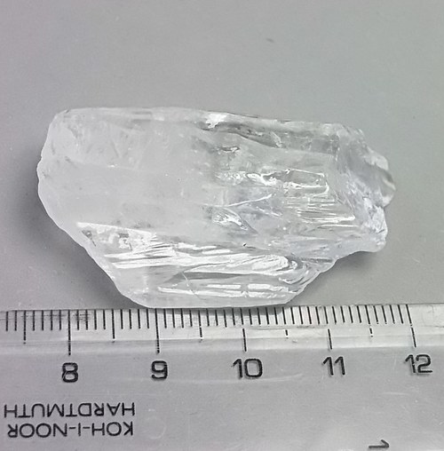 Kalcit surový -- B811 — foto 1