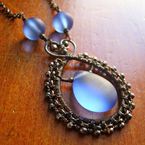 Náhrdeník "Tůň v krajkách"