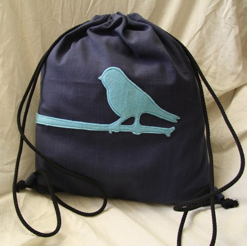 Praktický batůžek Emmu — foto 1