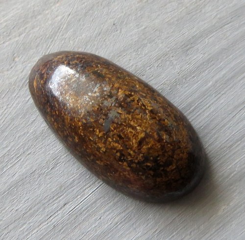 Bronzit Brazílie kabošon č.10 — foto 1