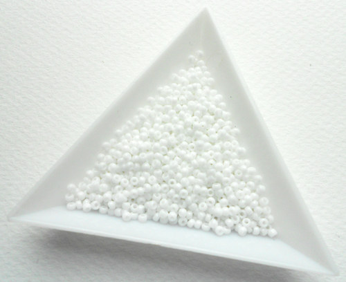 TOHO 11/0 Opaque White 10 g — foto 1