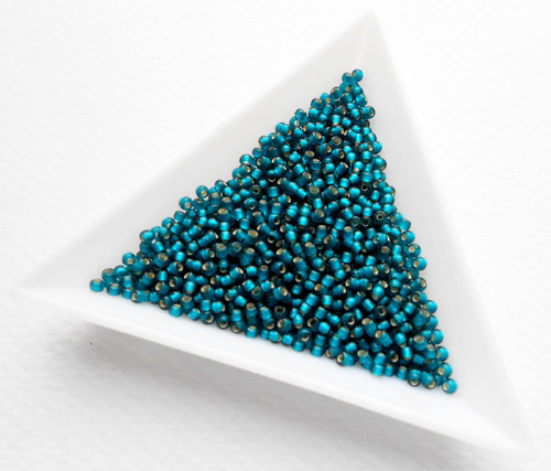 TOHO 11/0 Silver-Lined Frosted Teal 13 g — foto 1