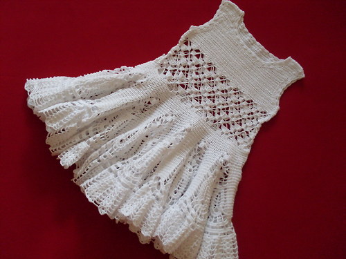 Bílé šatičky — foto 1