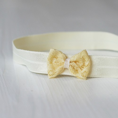 Čelenka pro newborn - smetanová mini mašlička — foto 1
