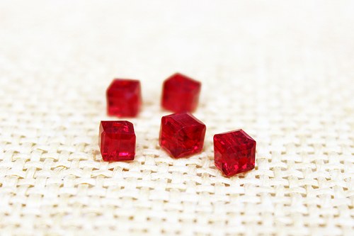4ks - Swarovski krychle / cube - 6 mm — foto 1