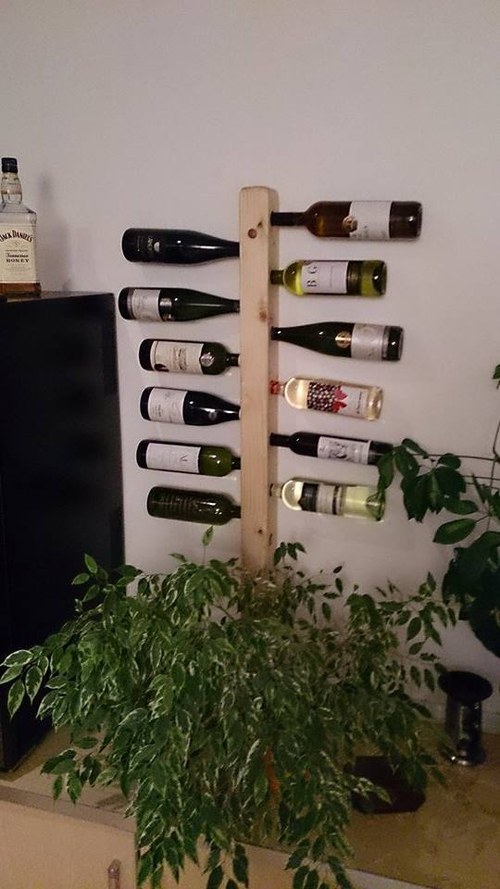 Držák, stojan na víno — foto 1