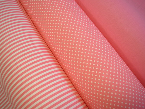 Látka - SYTĚ RŮŽOVÝ PUNTÍK — foto 1
