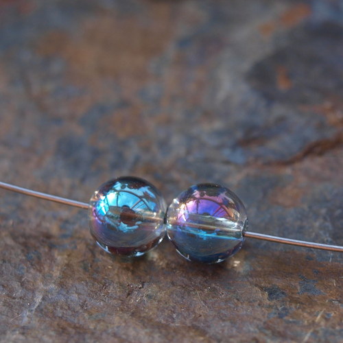 Křišťál aqua aura, 0,8cm, pár . — foto 1