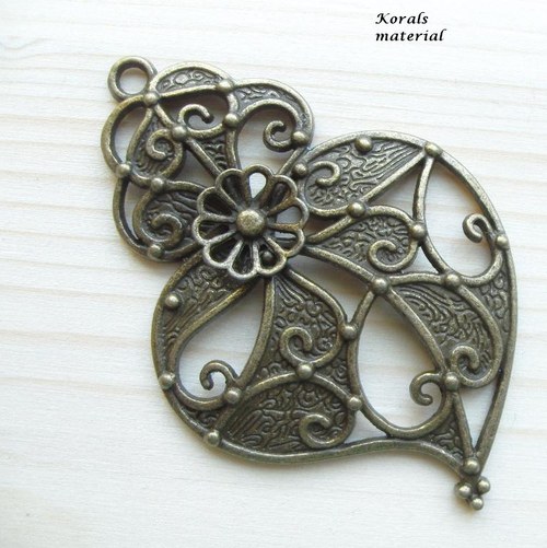2701 Kovový přívěsek list Bronz — foto 1